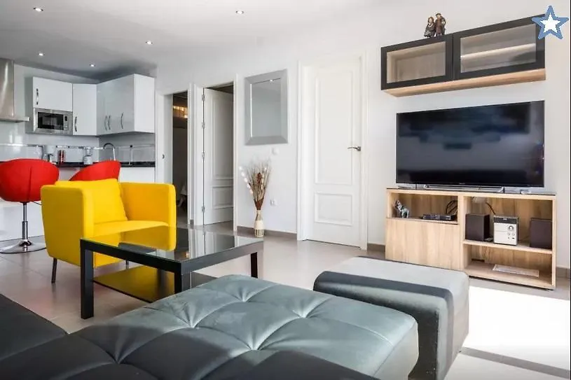 Beachfront Bungalow Apartment Torremolinos 0*,